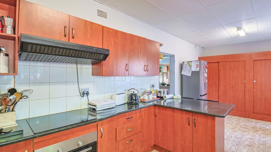 3 Bedroom Property for Sale in Bodorp North West